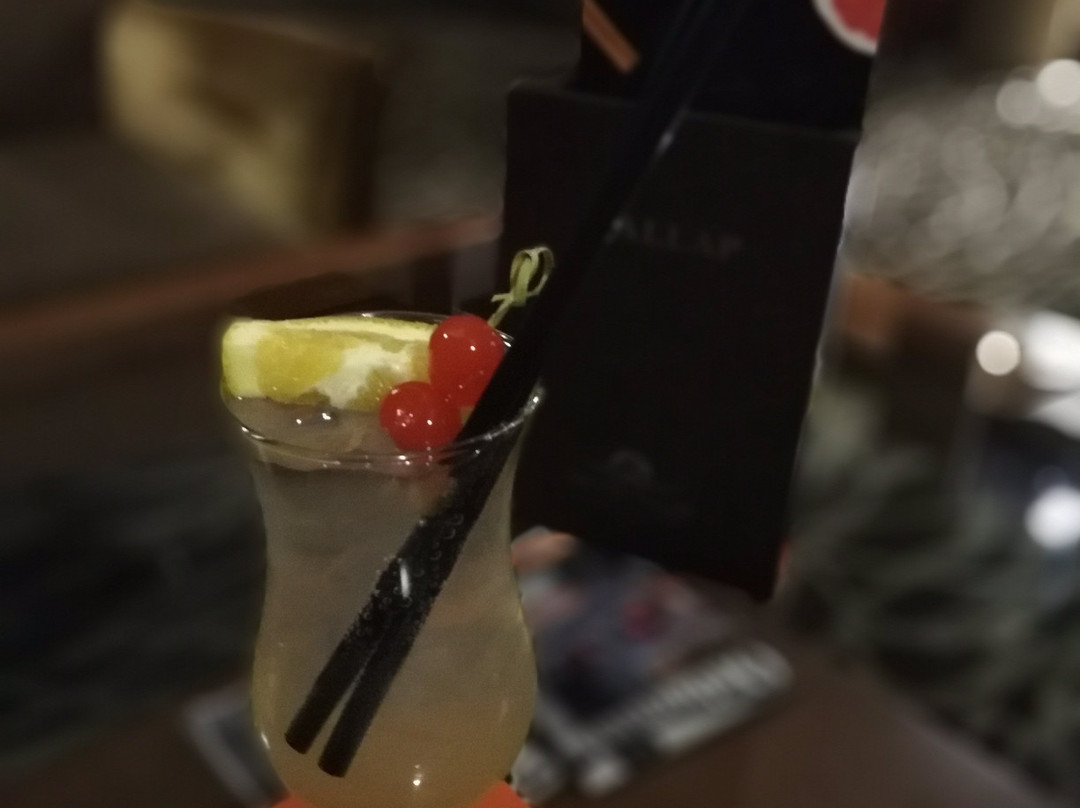 萨里瑞斯假日温泉酒店主图