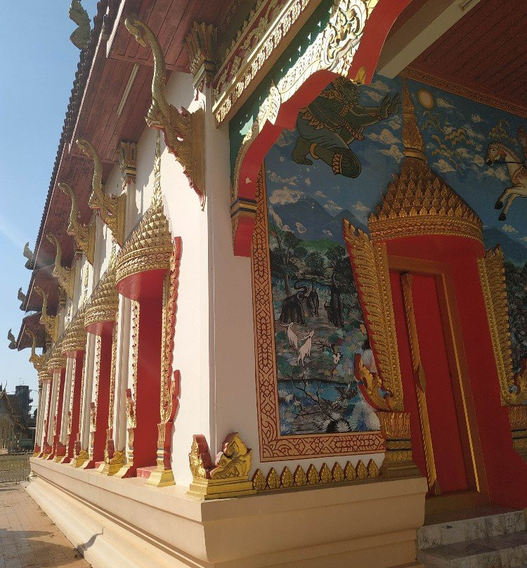 Wat Bot Muang景点图片