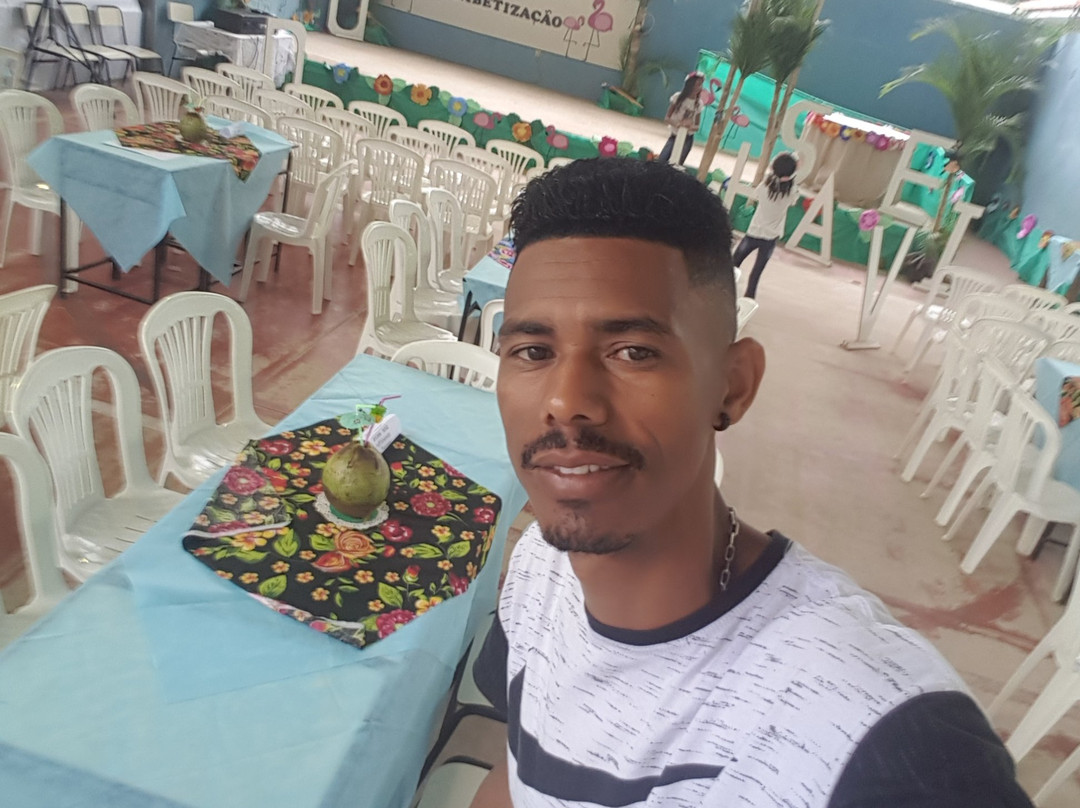 Teofilo Otoni餐馆和美食-Oficina da Pizza