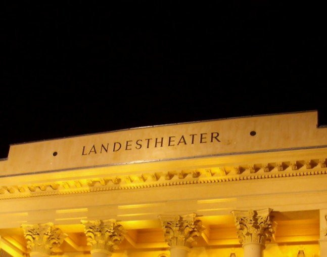 Tiroler Landestheater-茵斯布鲁克必去景点