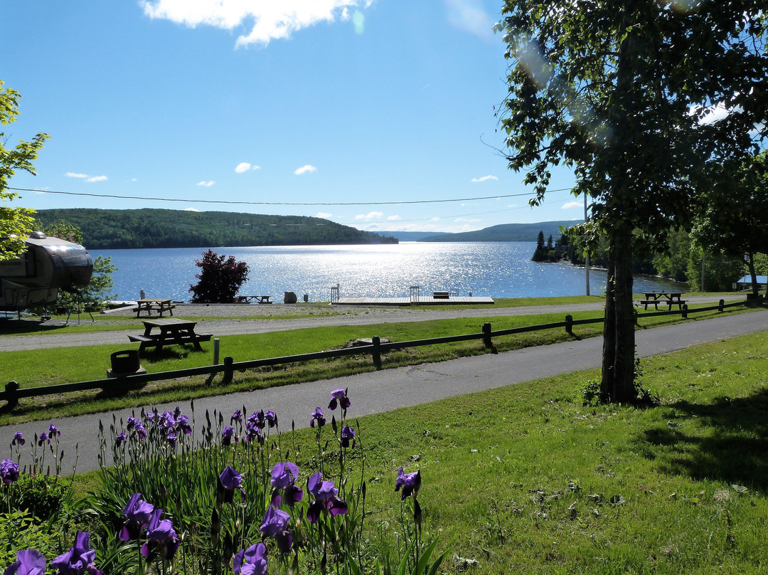 L'Exception - Auberge Cafe Resto主图