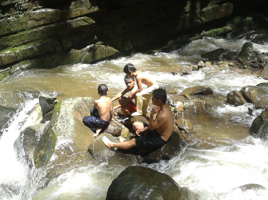 Mahua Waterfall-坦巴南必去景点
