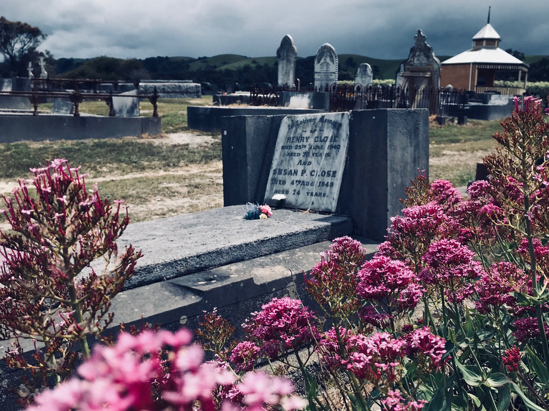 Foster Cemetery-福斯特必去景点