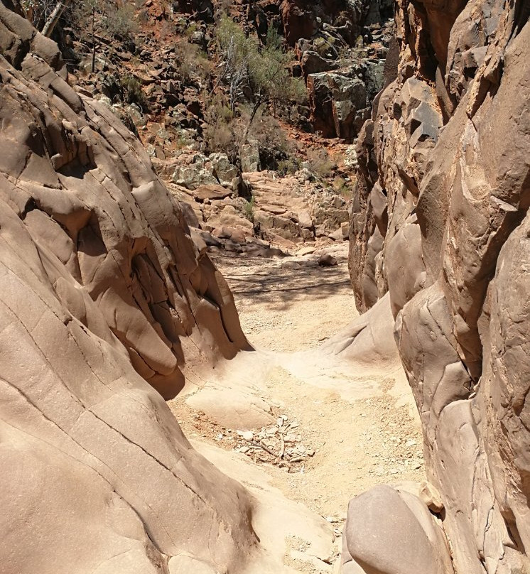 Sacred Canyon景点图片