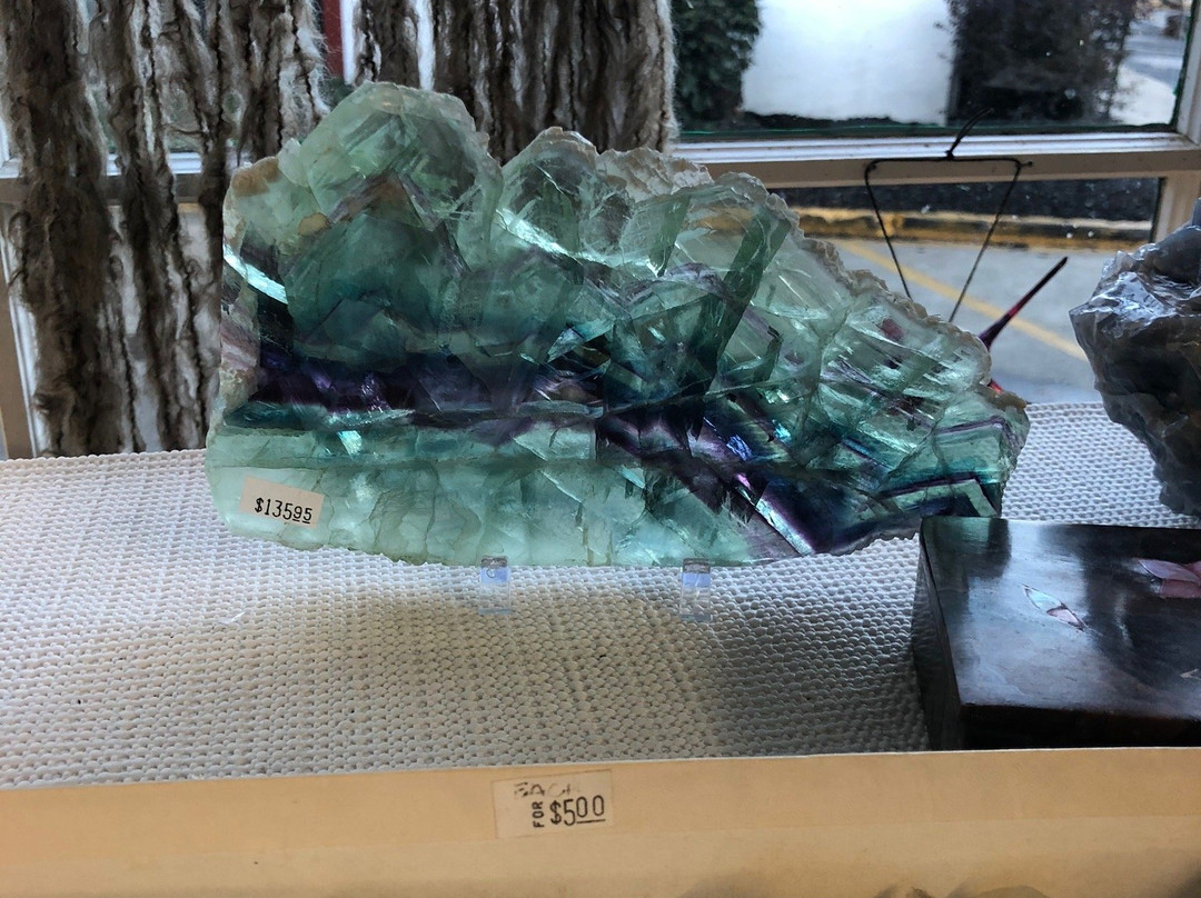 ZuZu's Petals Rock Shop-海伦必去景点