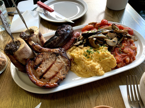 Feather & Bone - Wan Chai