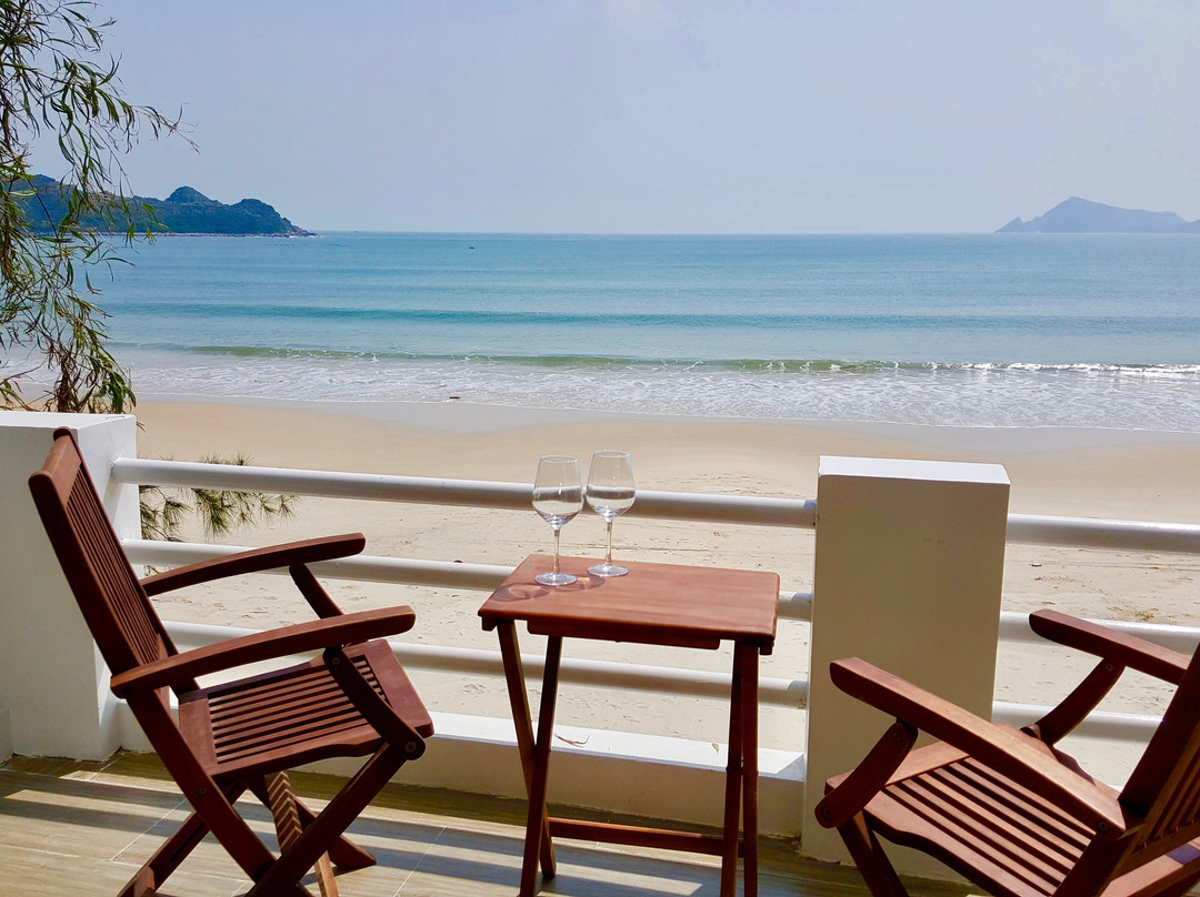 Lucky Spot Beach Bungalow主图