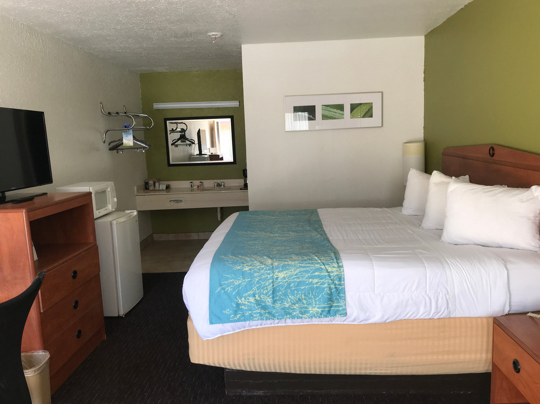 Days Inn by Wyndham Woodward OK主图