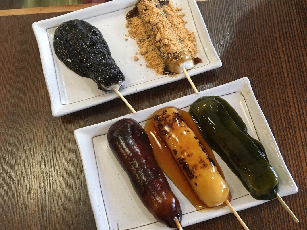 石谷もちや