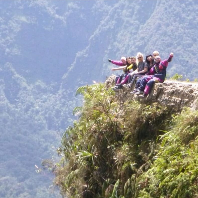 Enhance Biking-拉巴斯必去景点