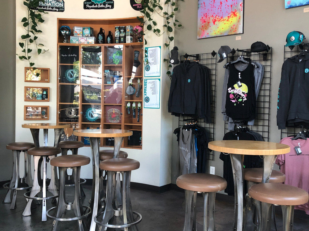 The Better Living Room by Ninkasi Brewing-尤金必去景点