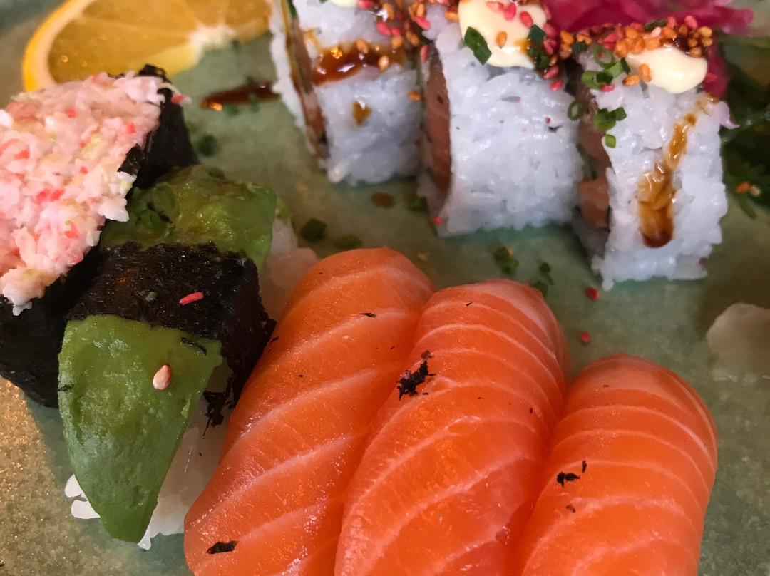 Karlskoga餐馆和美食-Daisuke Sushi Ramen