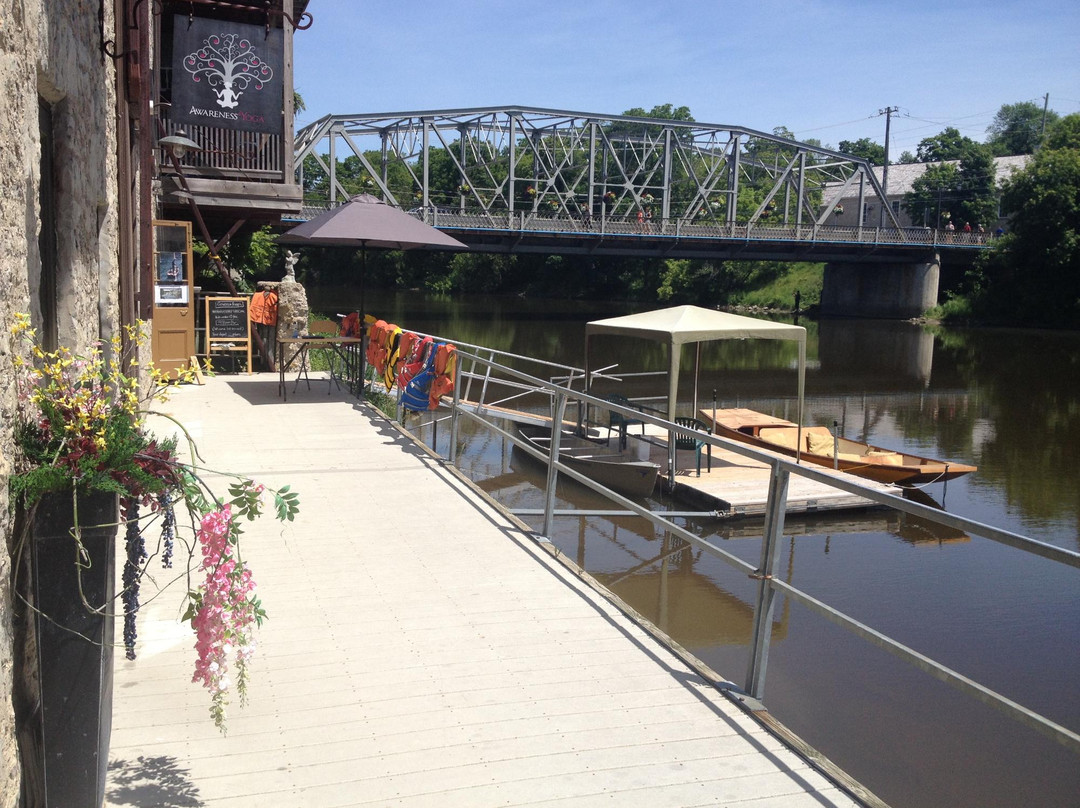 Elora Raft Rides-伊劳拉必去景点