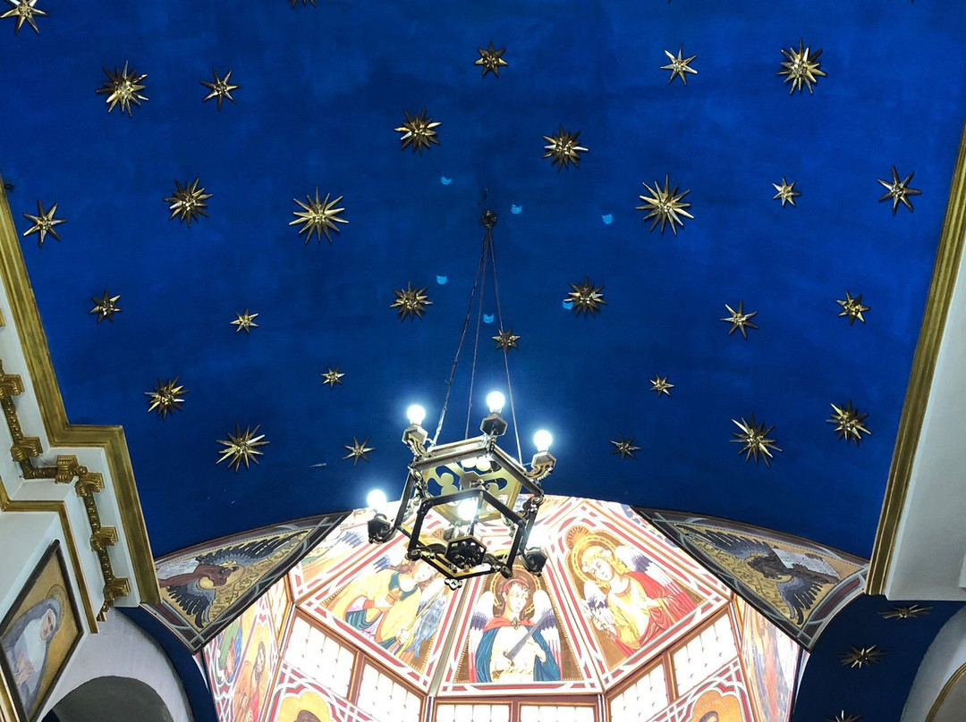 Sanctuary of El Socavon-奥鲁罗必去景点