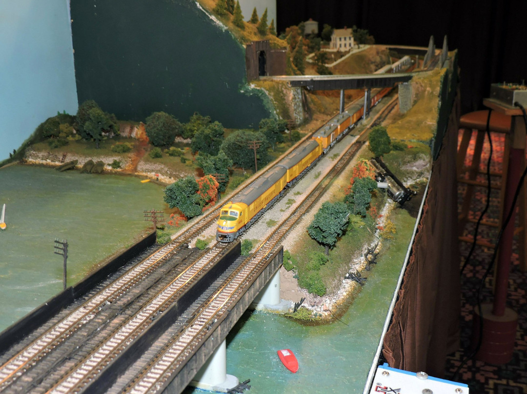 科林斯维尔旅游景点-Gateway Center