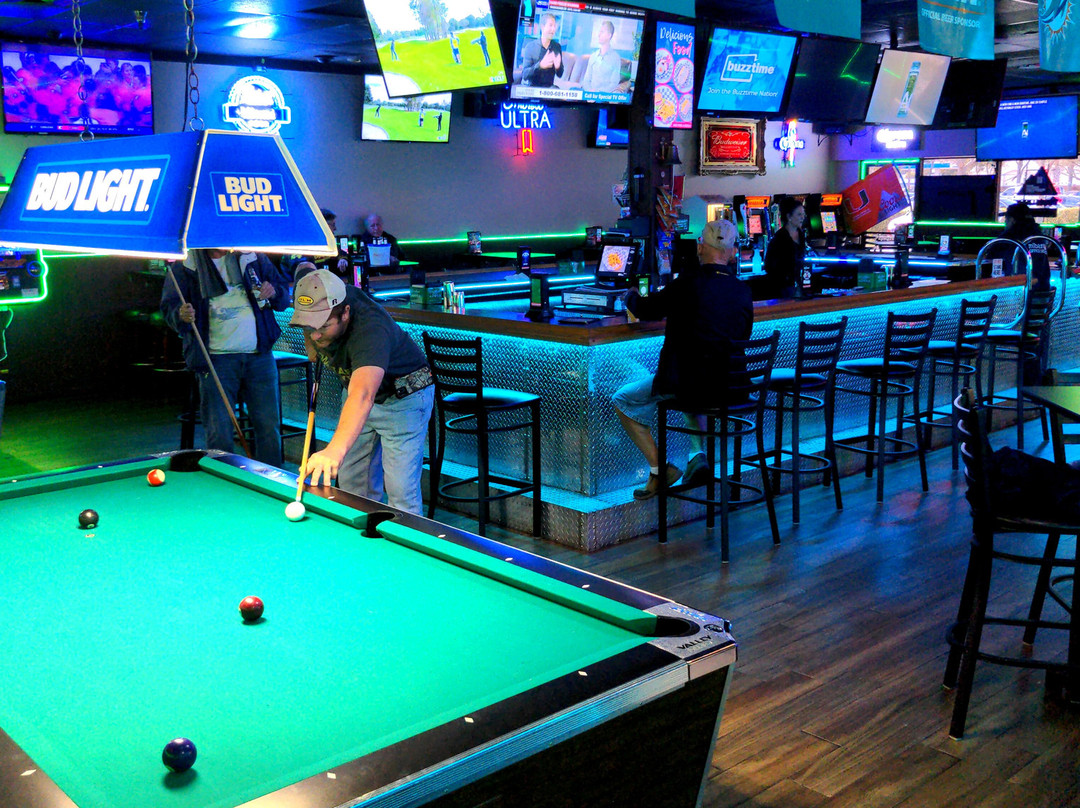 Turn 3 Sports Bar