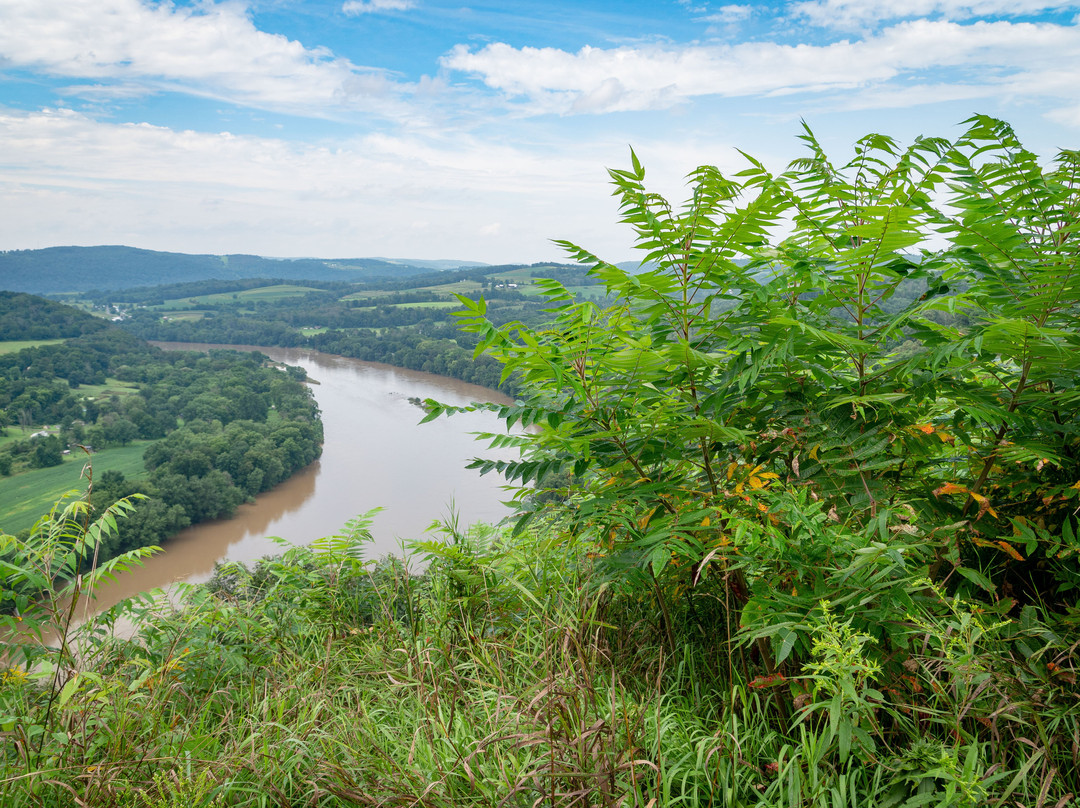 Wyalusing Rocks景点图片