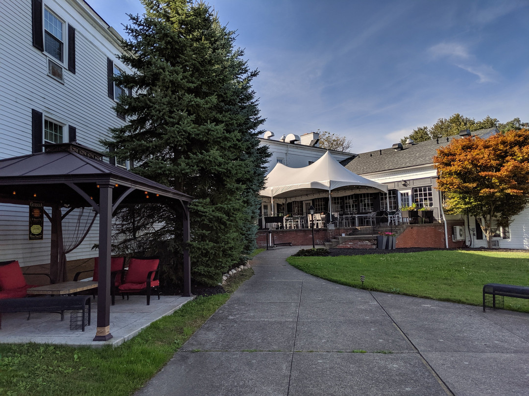 Aurora Inn Hotel & Event Center主图