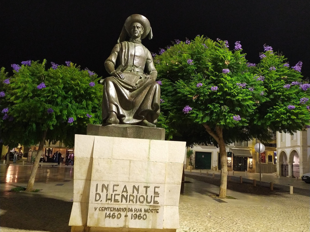 Statue of Infante Dom Henrique-拉各斯必去景点