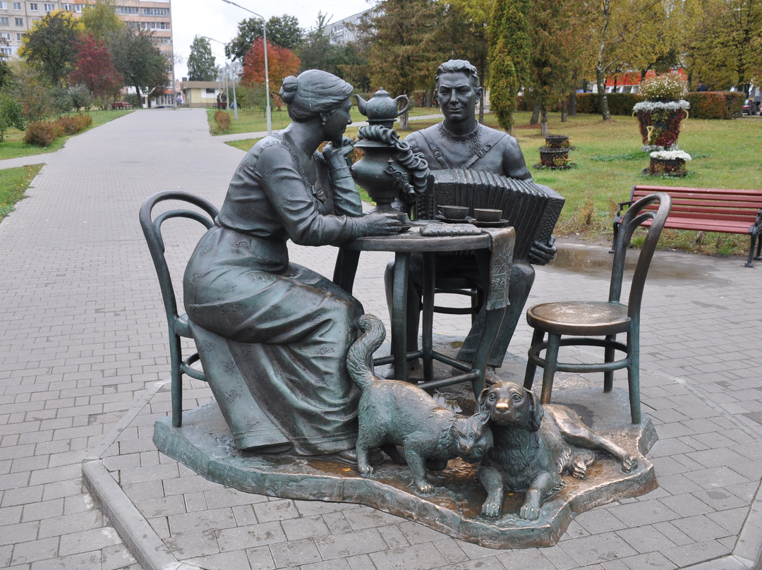 Sculpture Tula Tea-Drinking-图拉必去景点