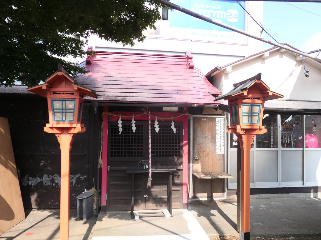 Inari Shrine景点图片