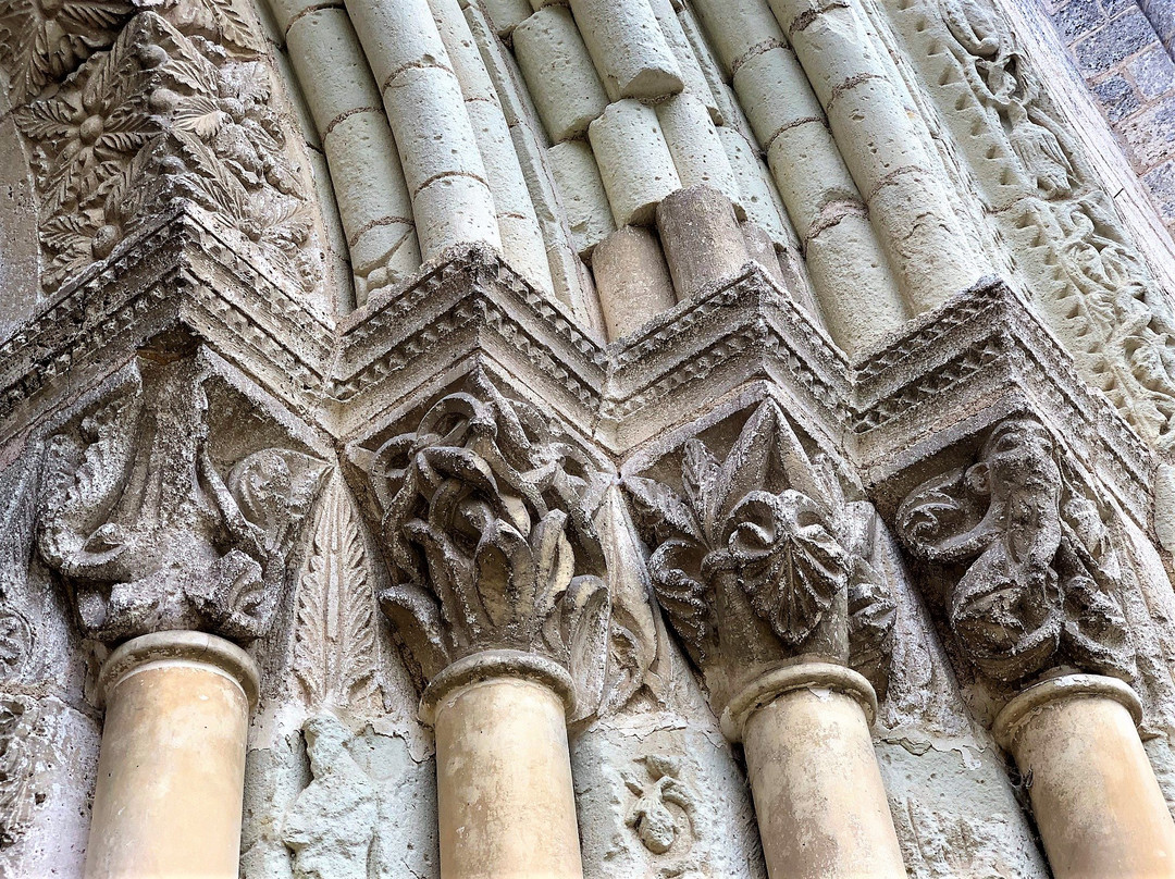 Abbaye Notre Dame-Fongombault必去景点