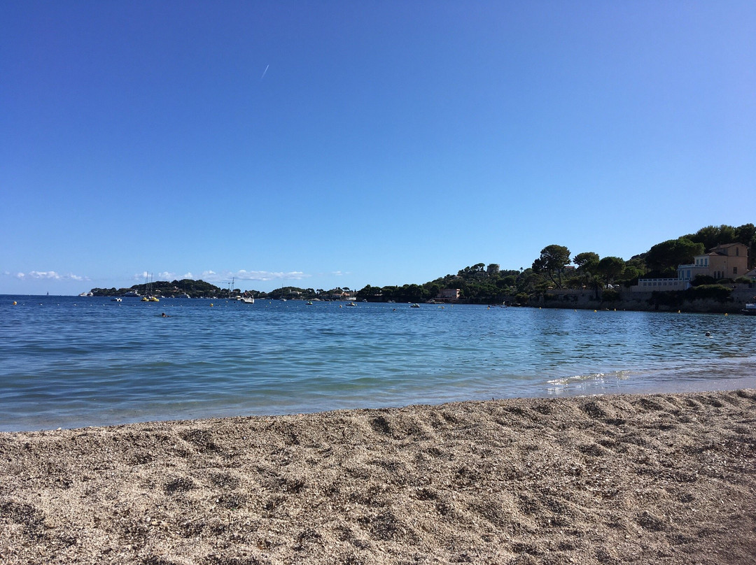 Plage-Port des Fourmis-波琉索梅尔必去景点