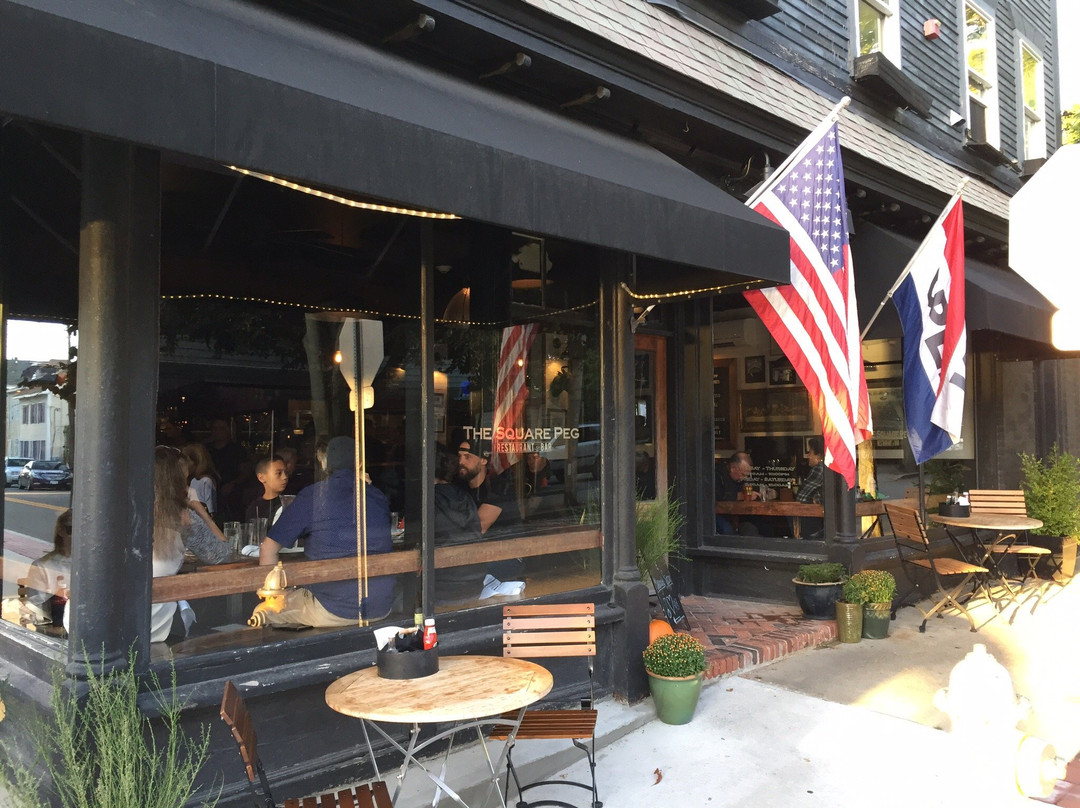 The Square Peg-Warren必去景点