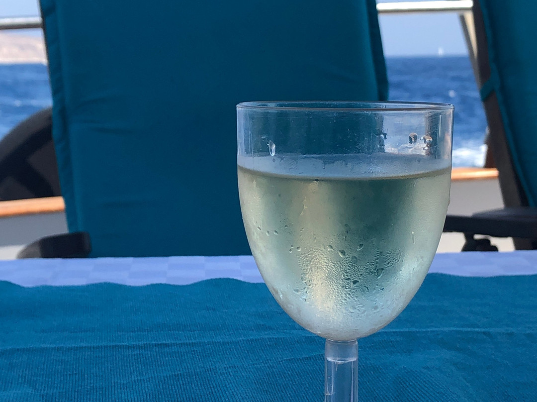 Blue Cruisers Santorini-圣托里尼必去景点