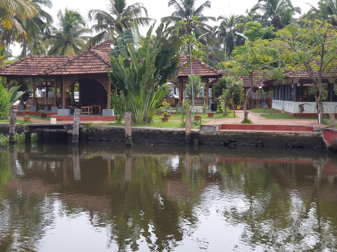 椰壳乡村湖度假村主图