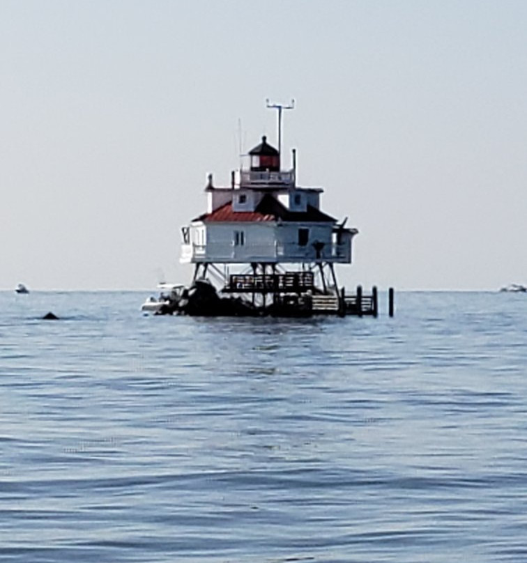 Thomas Point Shoal Lighthouse景点图片