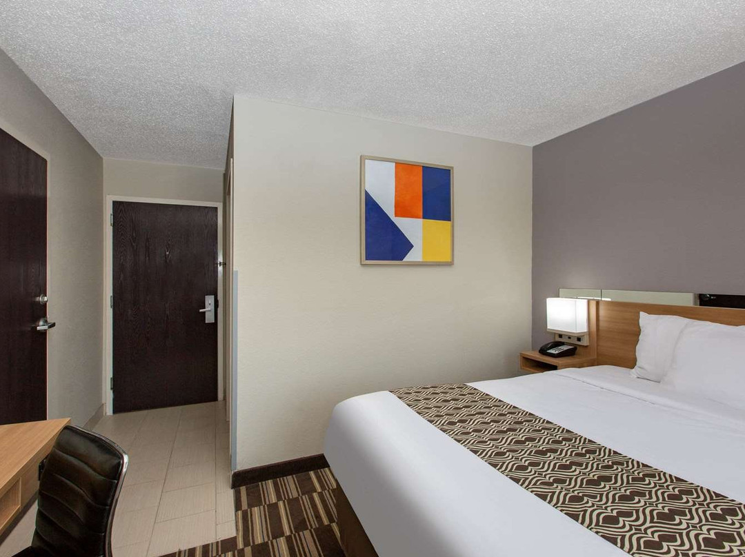 Microtel Inn & Suites by Wyndham Augusta Riverwatch主图