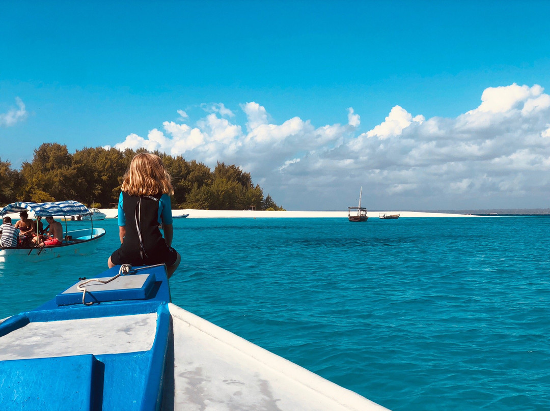 Deep Zanzibar Diving Center-基万嘎必去景点