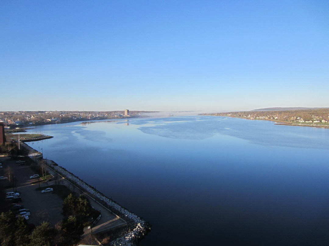 悉尼水滨假日酒店主图