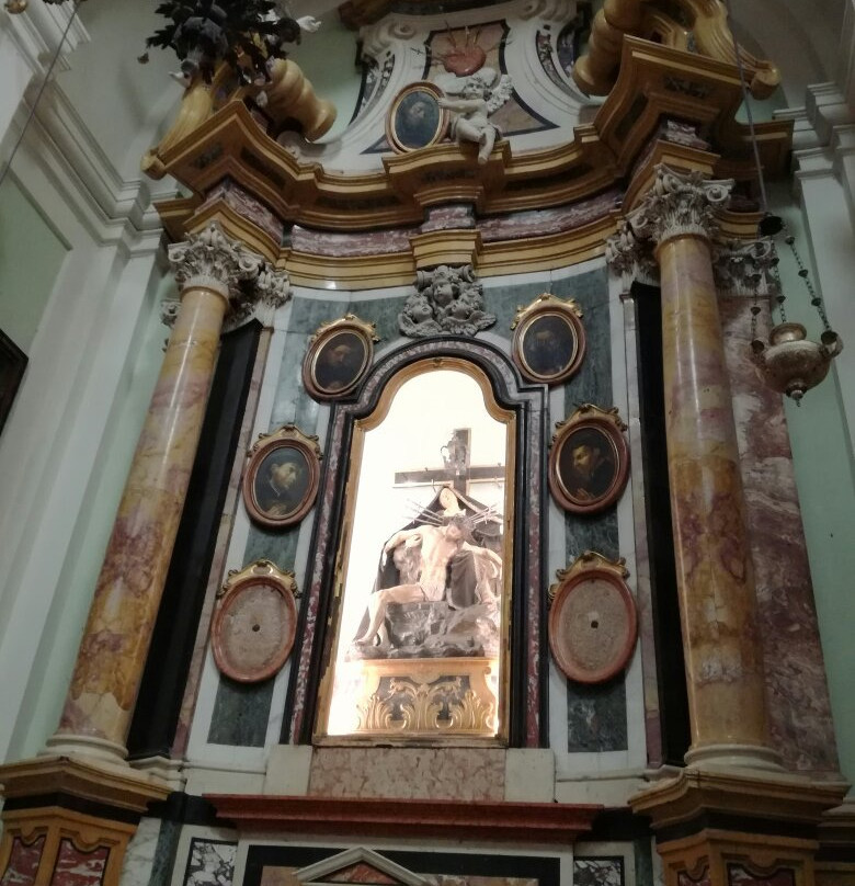 Chiesa di San Barnaba-曼托瓦必去景点