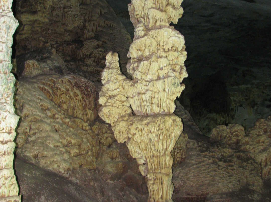 Grutas de Bustamante景点图片