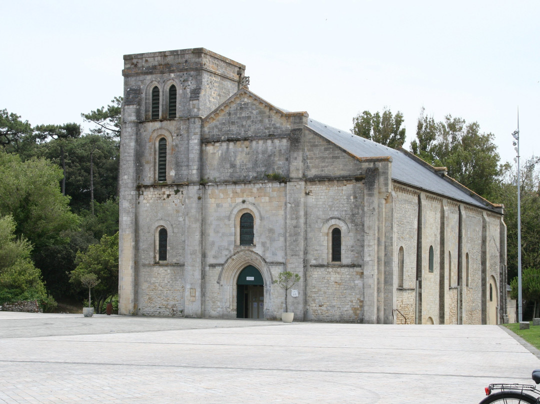 Basilique Notre-Dame-de-la-fin-des-Terres景点图片