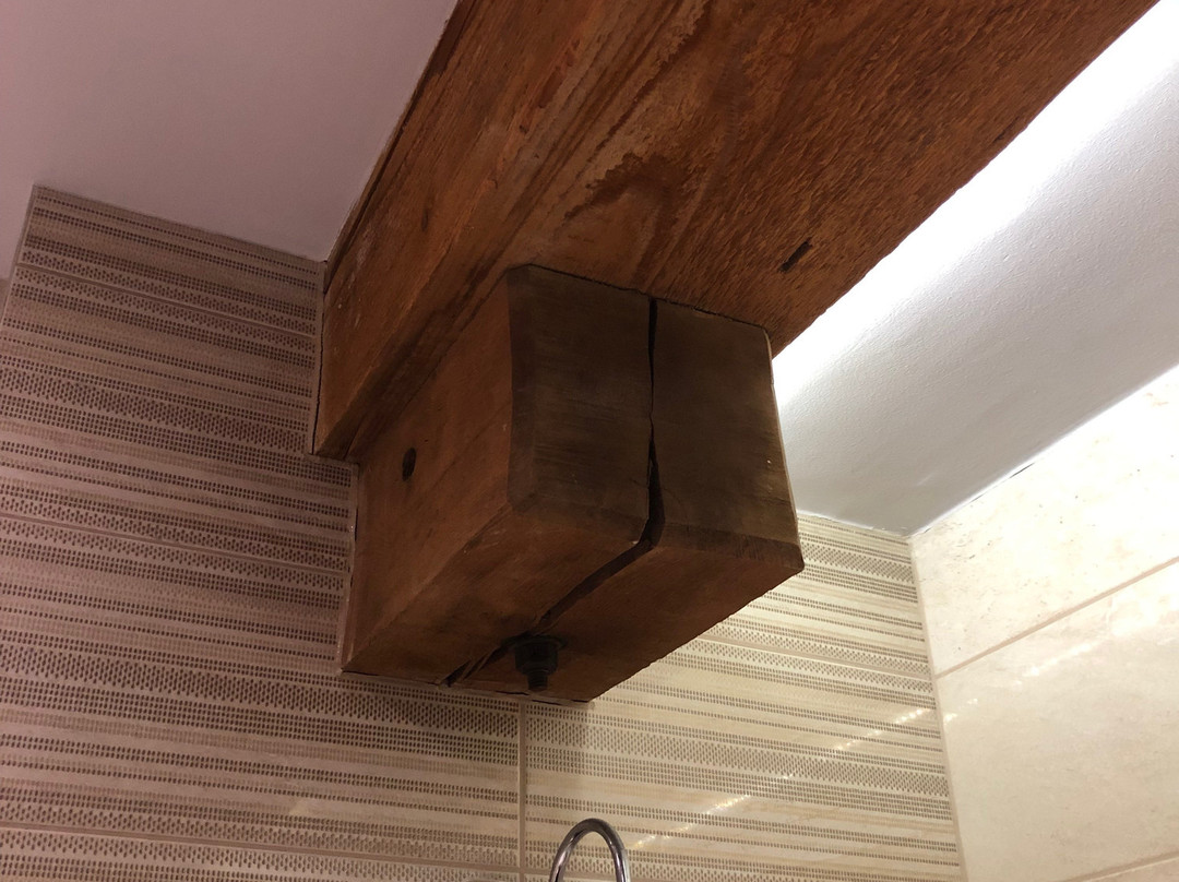Hunor Hotel es Etterem主图