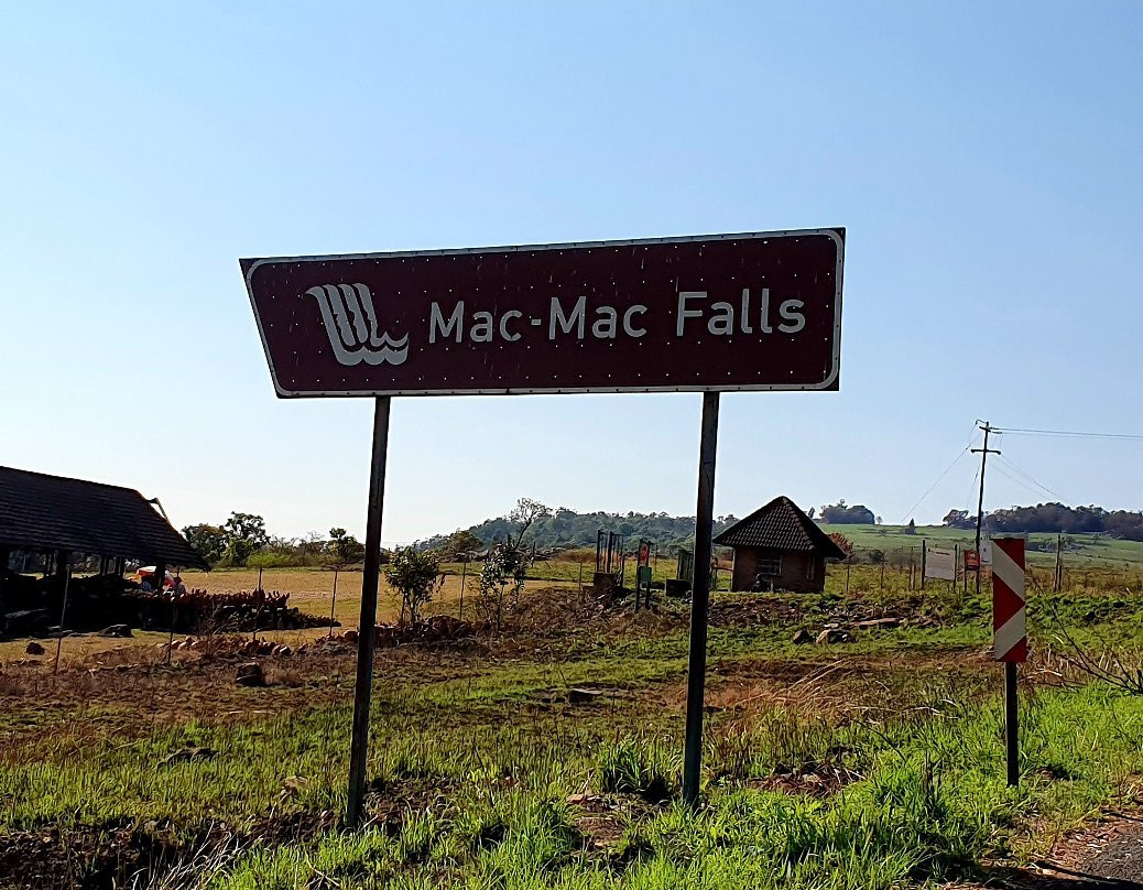 Mac Mac Falls景点图片