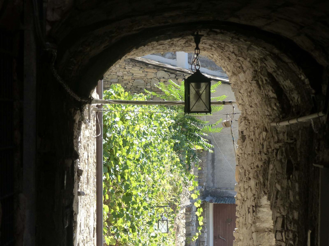 Chiesa di San Giovanni Battista-Montalto Ligure必去景点