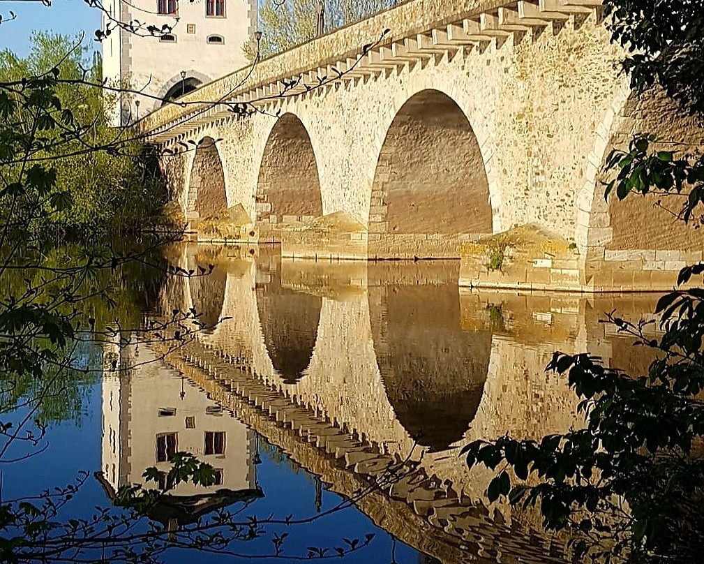 Alte Lahnbrücke Limburg an der Lahn-林堡必去景点
