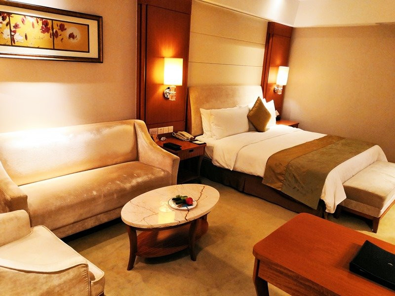 连云港花果山国际酒店主图