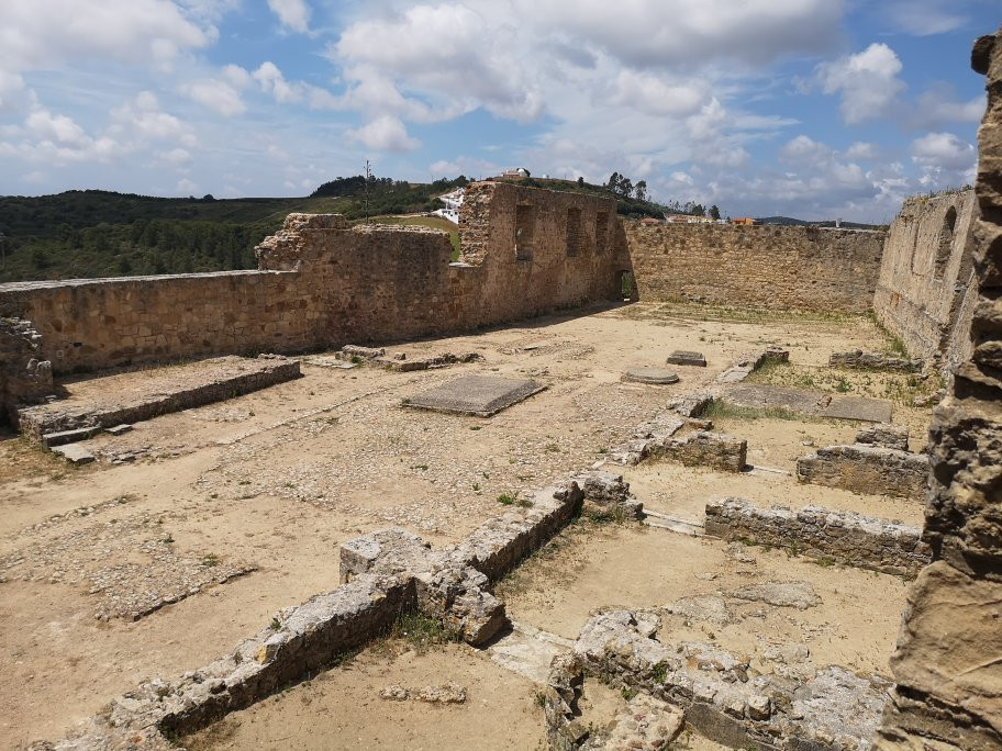 Castelo de Torres Vedras景点图片