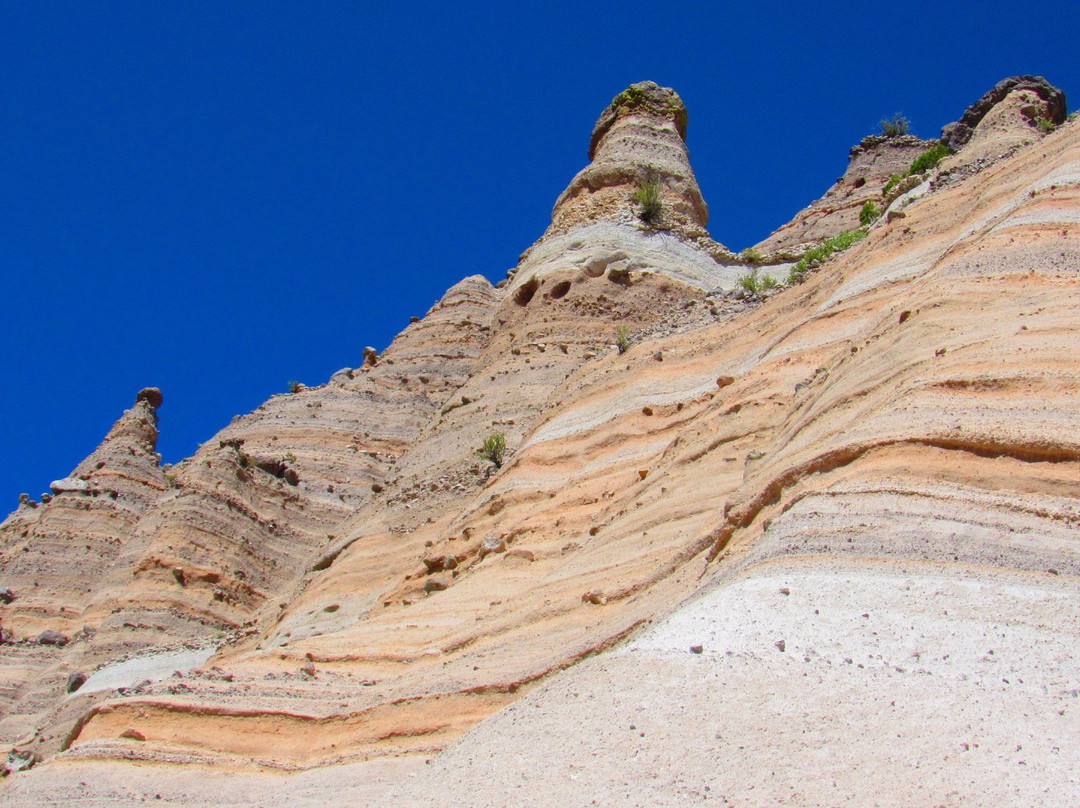 Cave Loop Trail景点图片