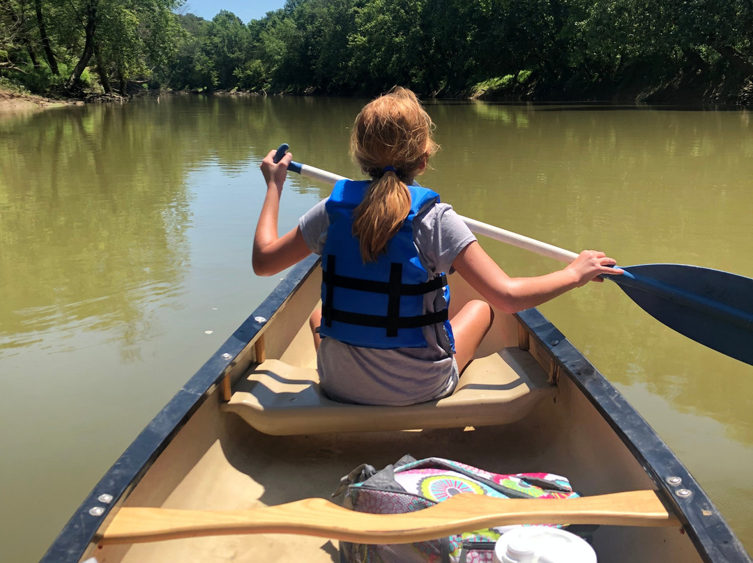 Big Buffalo Crossing Canoe & Kayak - Day Adventures-Munfordville必去景点