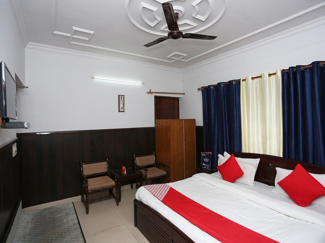 OYO 14877 Alinda Guest House主图