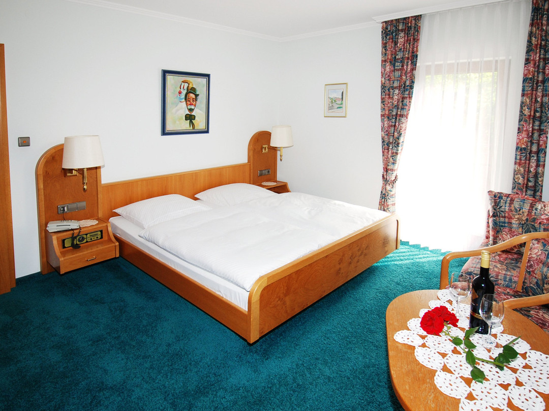 Hotel Gasthaus zur Eiche主图