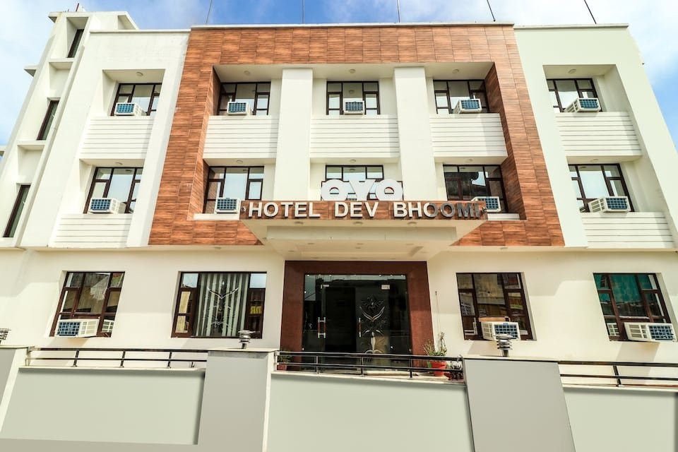 OYO 18857 Hotel Dev Bhoomi主图