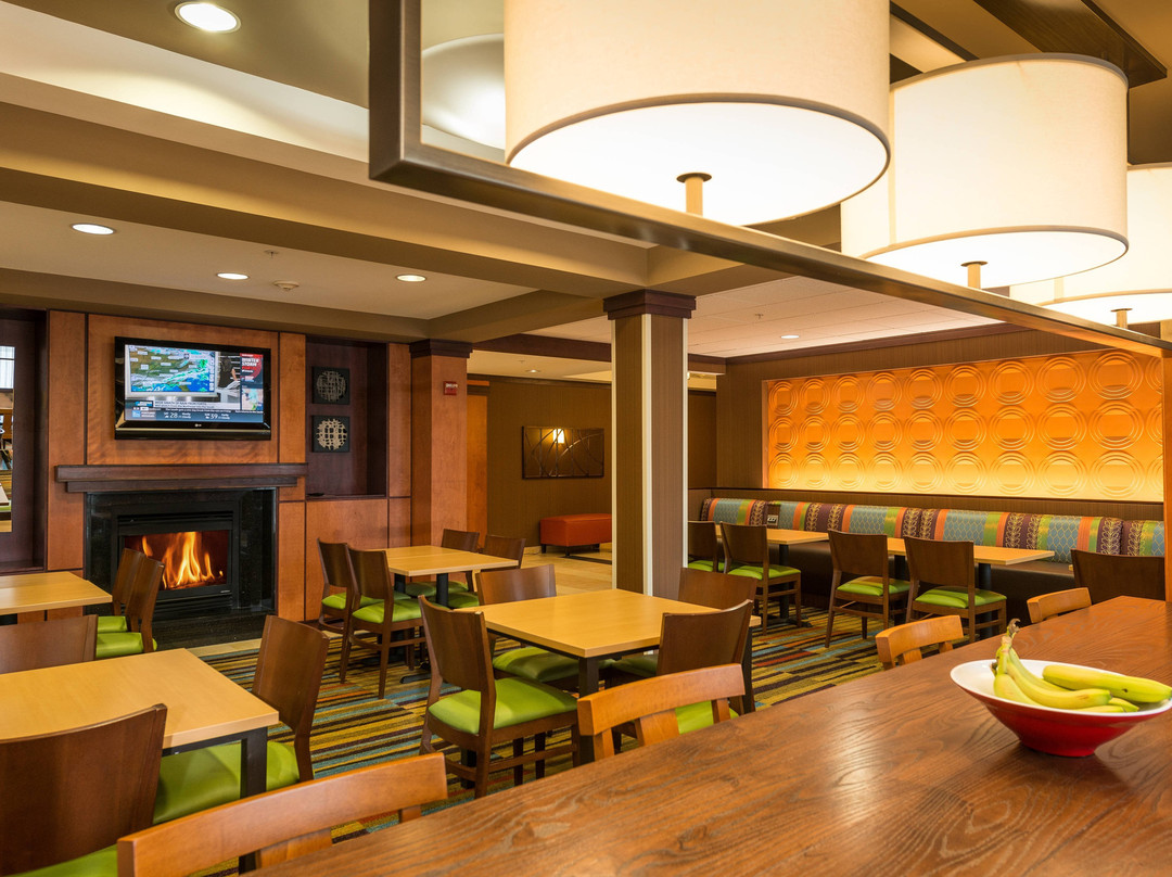 Fairfield Inn & Suites Augusta主图