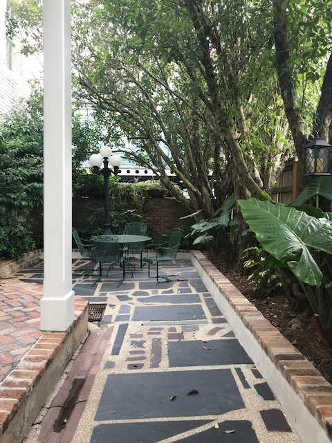 亨利霍华酒店主图